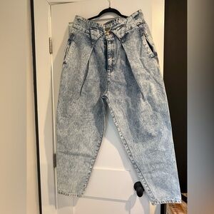 Women's Relaxed Fit Acid Wash Jeans